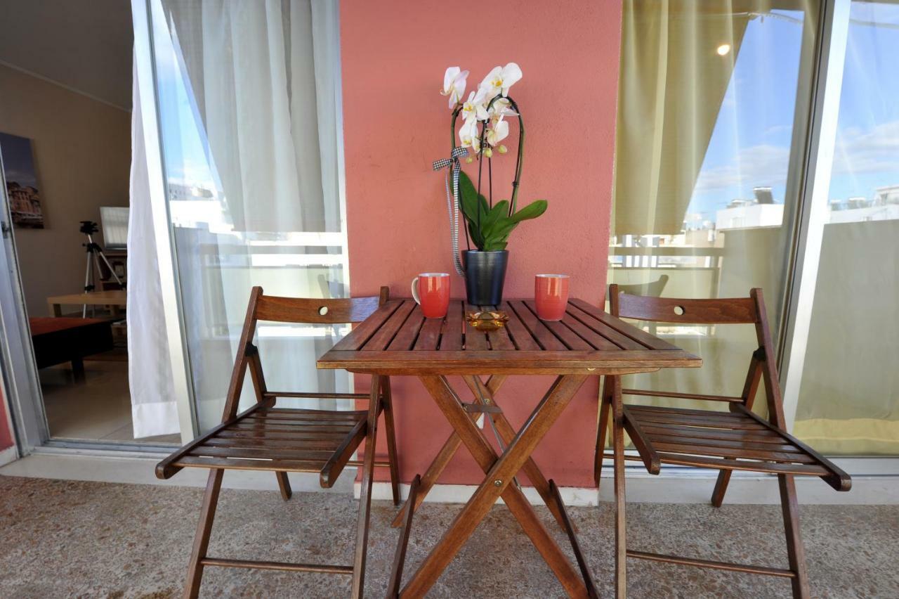 Apartment Near Stavros Niarchos Park & Acropolis 아테네 외부 사진