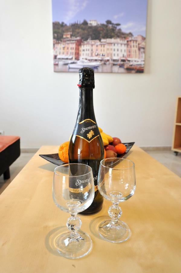 Apartment Near Stavros Niarchos Park & Acropolis 아테네 외부 사진